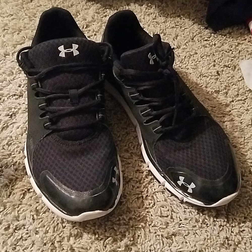 Under armour sz11